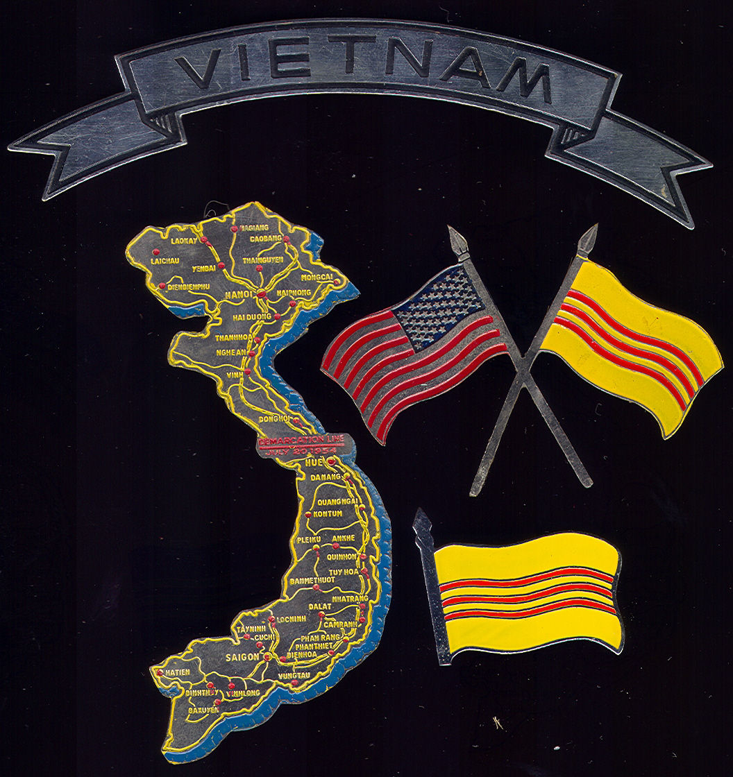 Vietnam Helicopter insignia and artifacts - Souvenirs